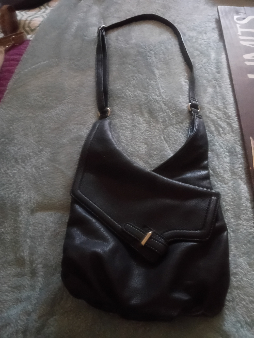 Stylish Black Women’s Shoulder Bag /Crossbody Vintage